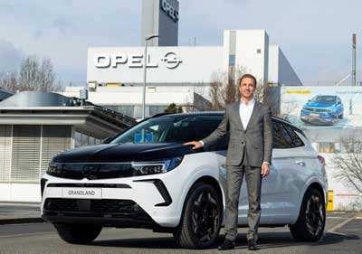 Immagine di Florian Huettl, CEO di Opel e Vauxhall